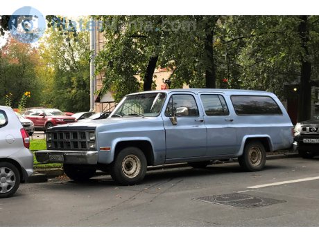 е523вр178, GMC Suburban