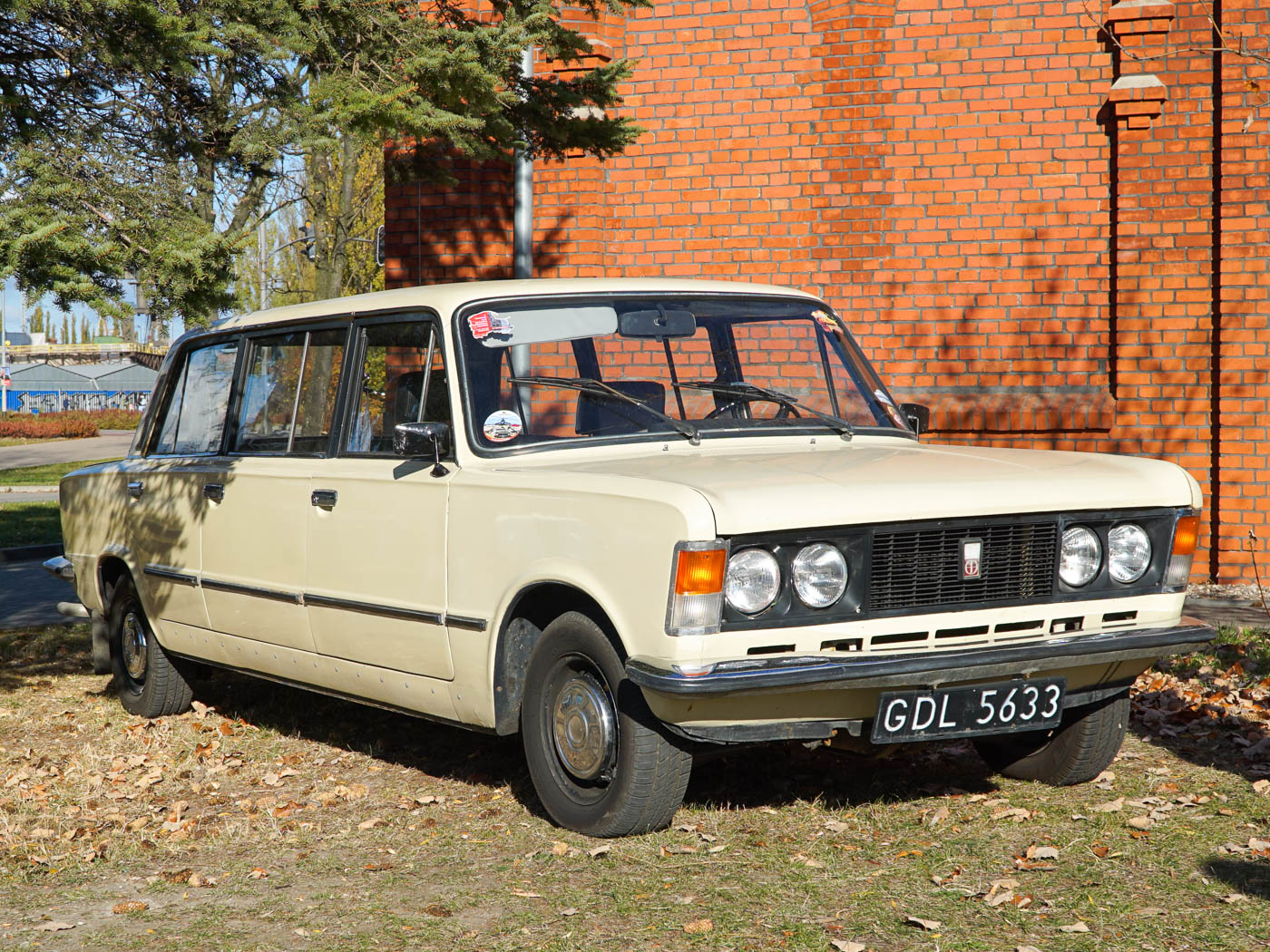 GDL 5633, Polski Fiat 125p 115C Sedan (MR75), facelift, 1975–1983