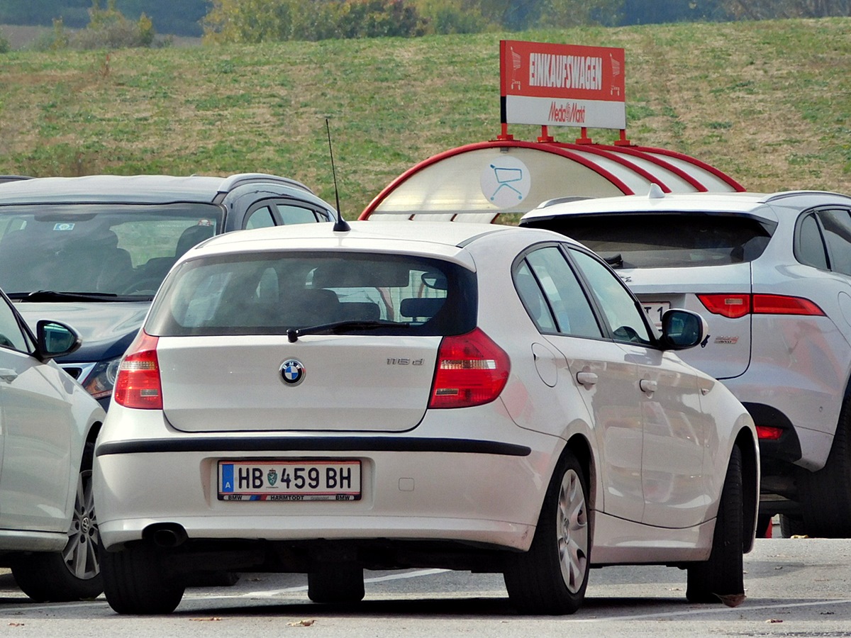 HB 459 BH, BMW 1 Series 1st gen 5-door Hatch (E87), 2004–2011