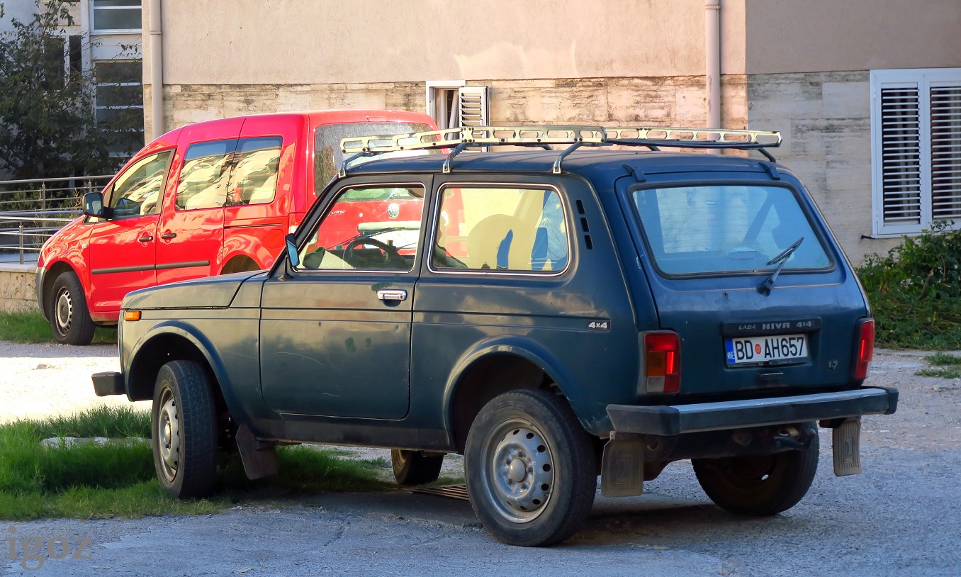 BD AH657, Lada (VAZ) 2121 Нива 21213/21214 (Legend), 1994–