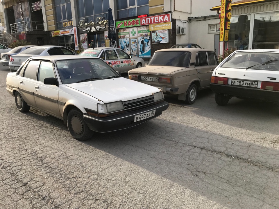 в 447 аа 82, Toyota Corona 8th gen Sedan (T150), 1983–1987