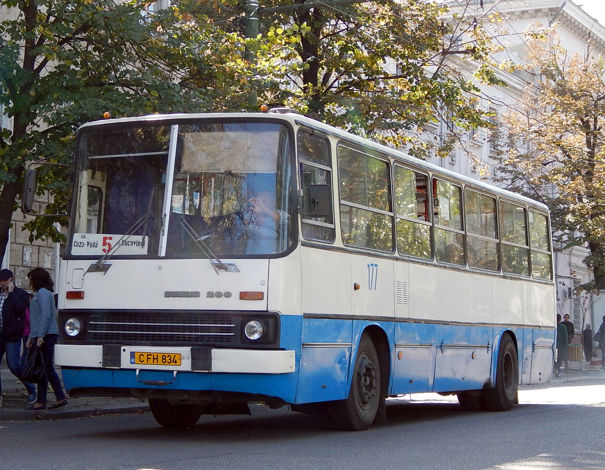 C FH 834, Ikarus 260 