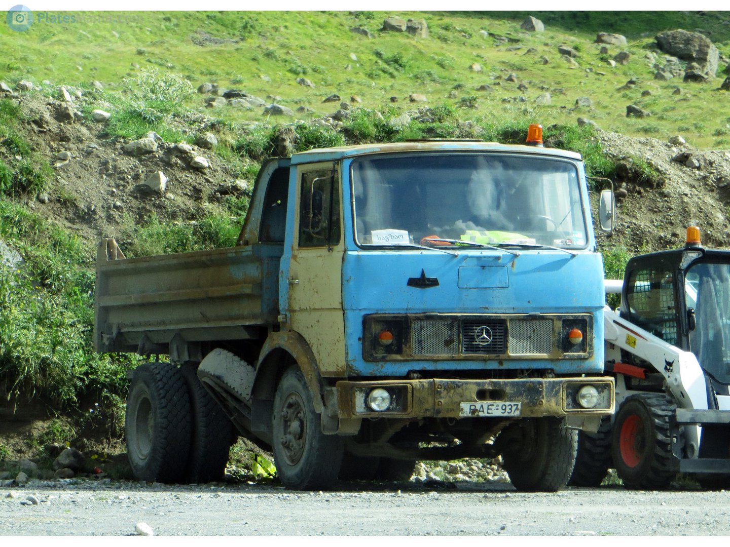 PAE-937, MAZ 5551 1st gen, 1985–1996