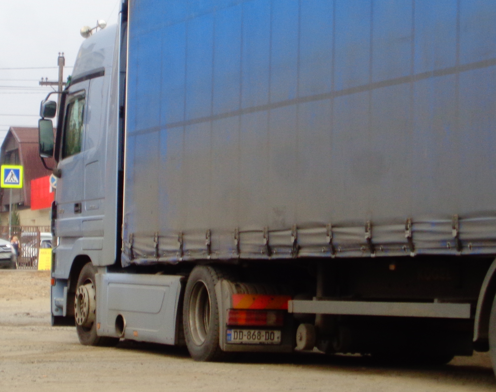 DD-868-DO, Mercedes-Benz Actros 