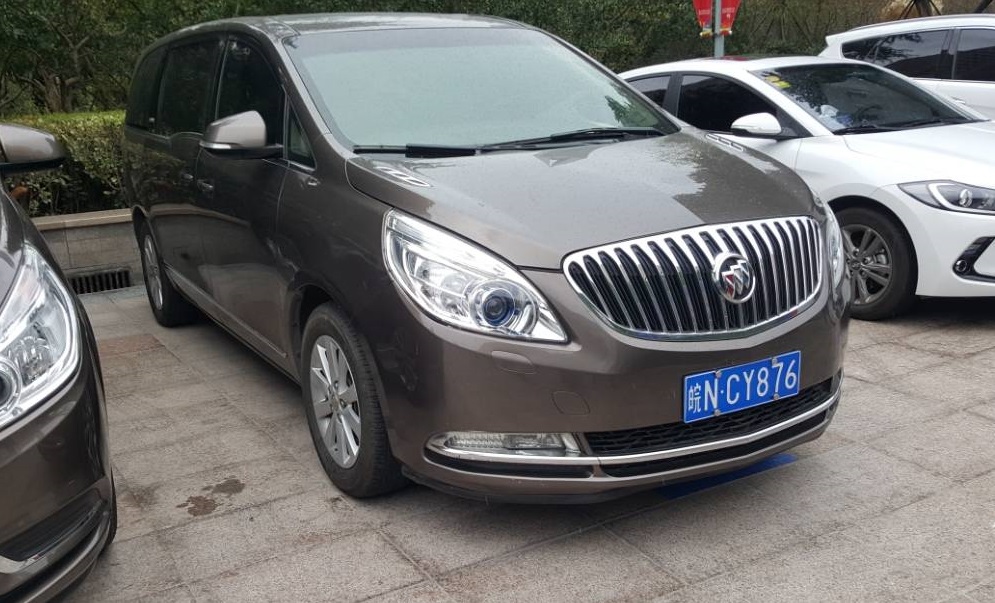 皖N·CY876, Buick GL8 