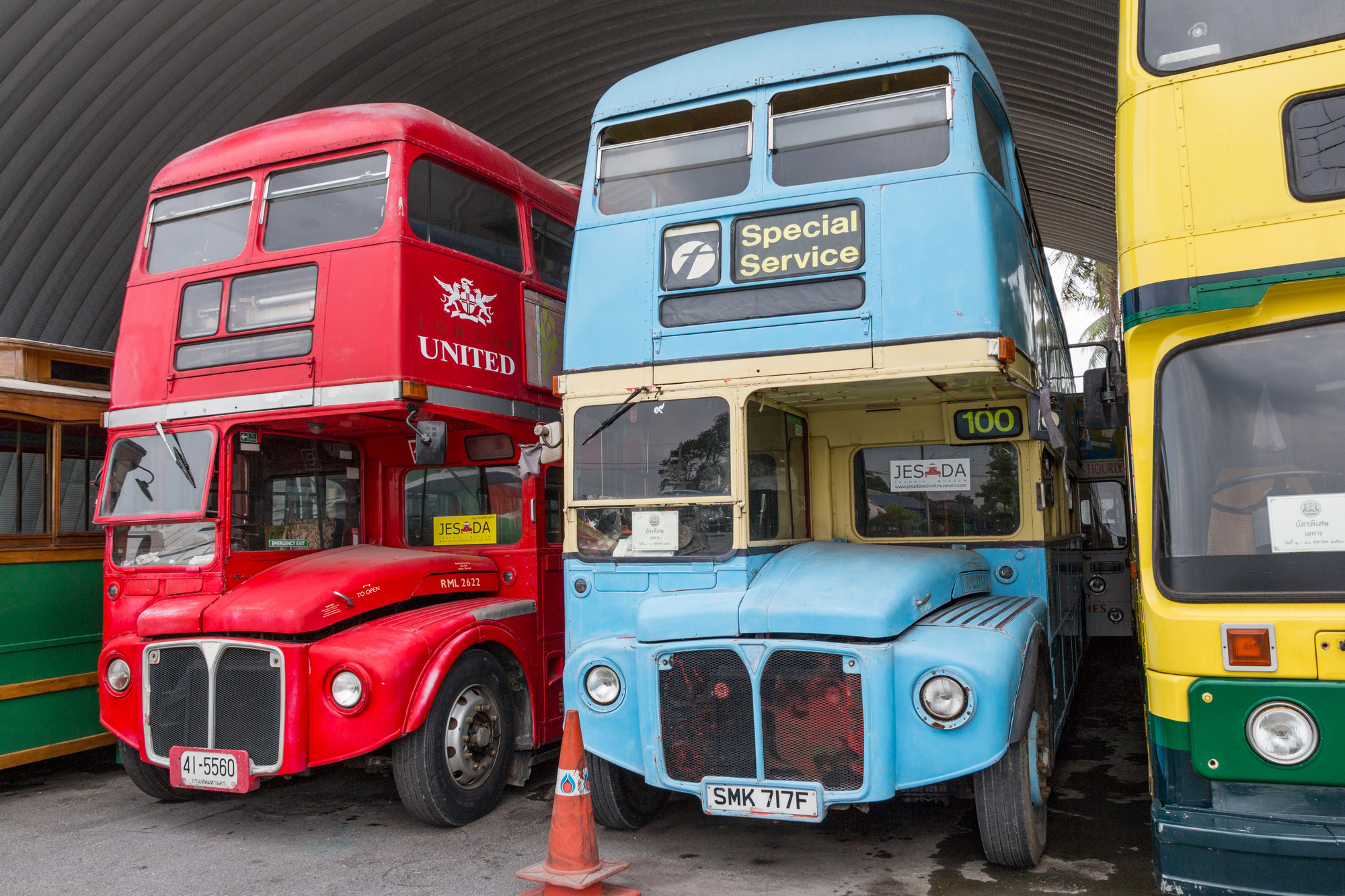 SMK717F, AEC Routemaster 