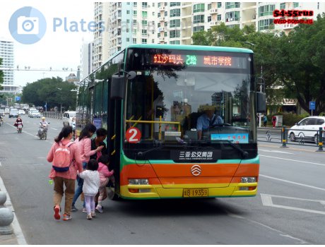 琼B·19359, Golden Dragon XML6105