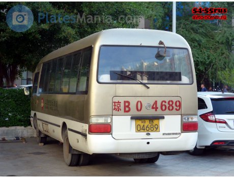 琼B·04689, Golden Dragon XML6700