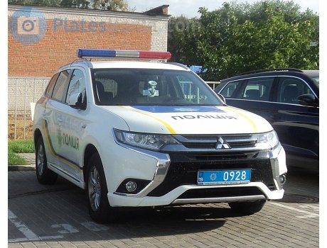 19 0928, Mitsubishi Outlander