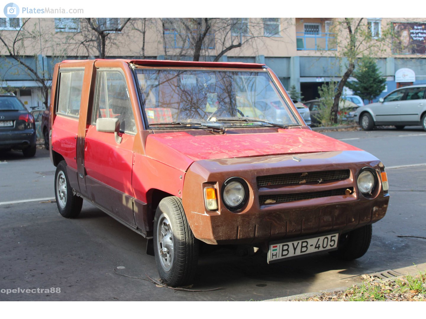 BYB-405, Renault Rodéo 