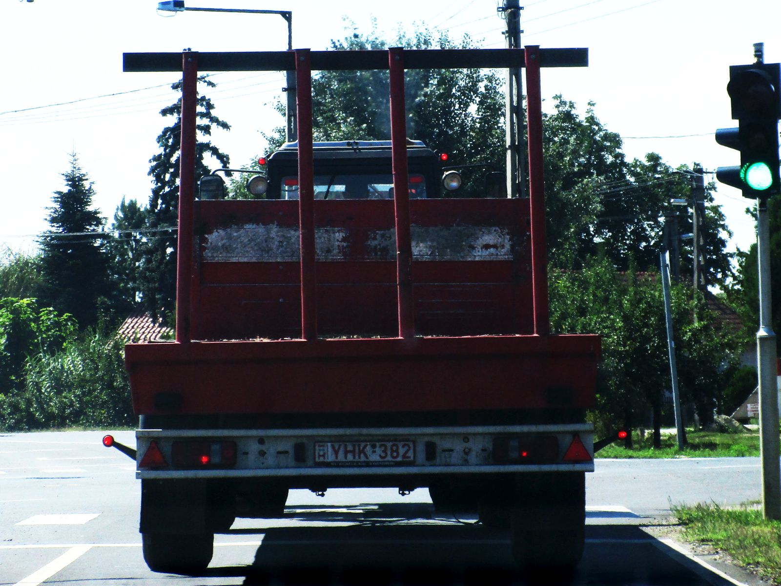 YHK-382, Kässbohrer V-Series 