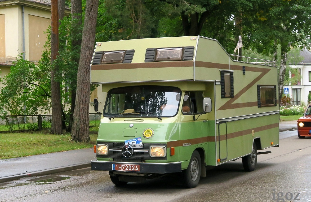 H72024, Mercedes-Benz Harburger Transporter 