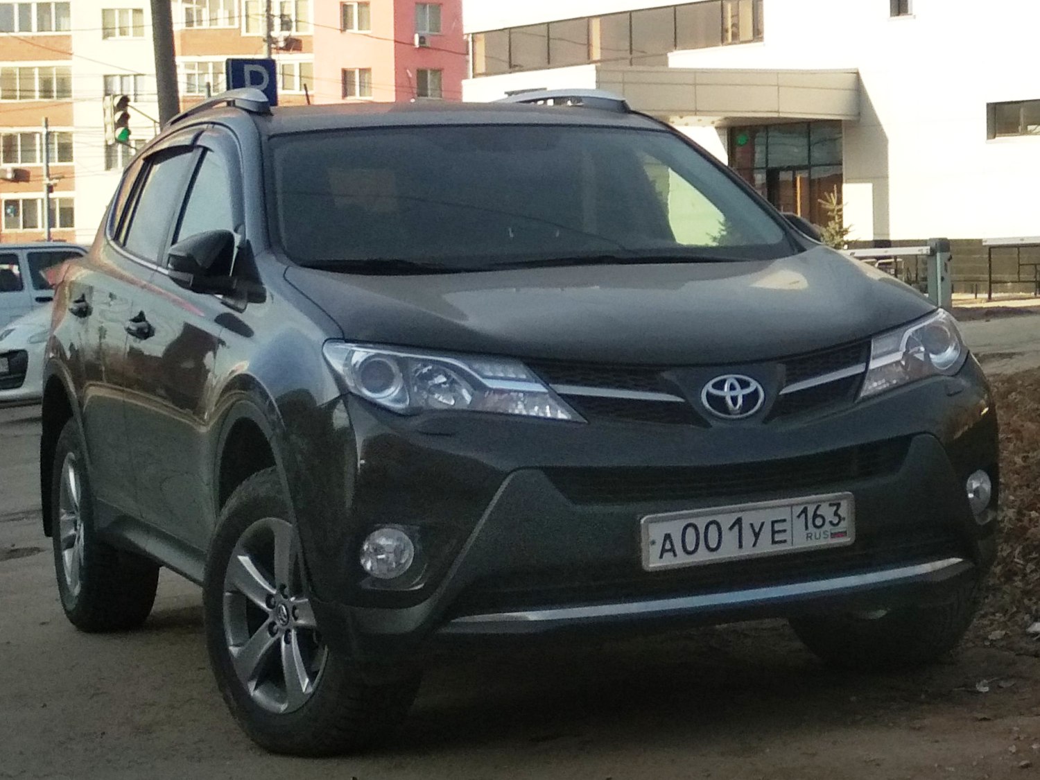 а 001 уе 163, Toyota RAV4 4th gen (XA40), 2012–2015