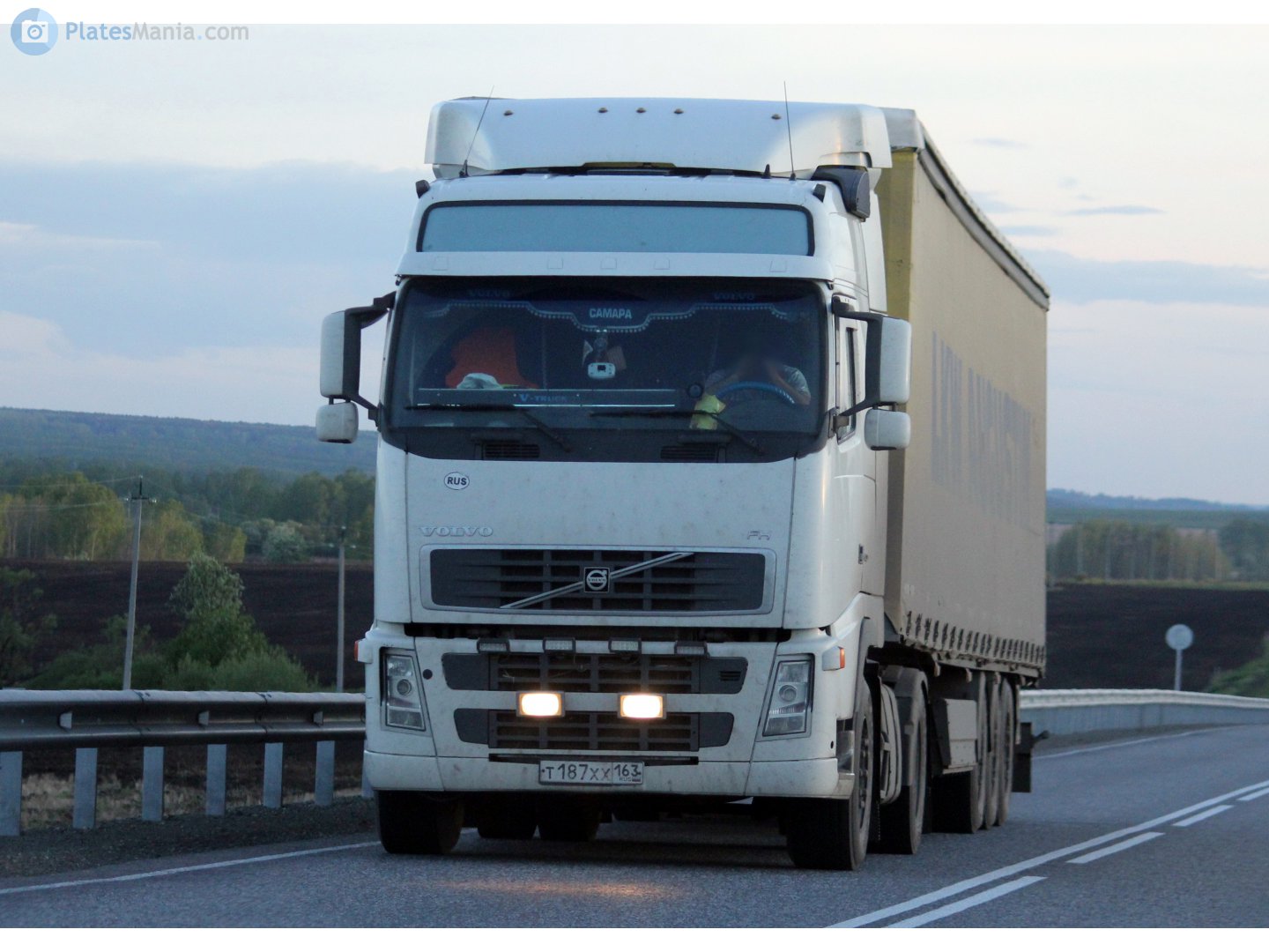 т 187 хх 163, Volvo FH 