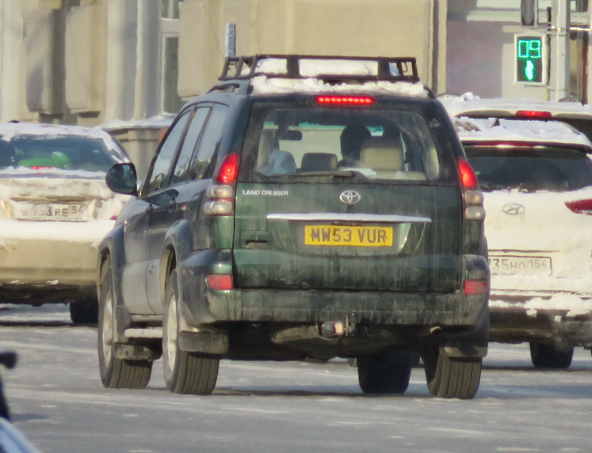 MW53VUR, Toyota Land Cruiser Prado 3rd gen 5-door SUV (J120), 2002–2009