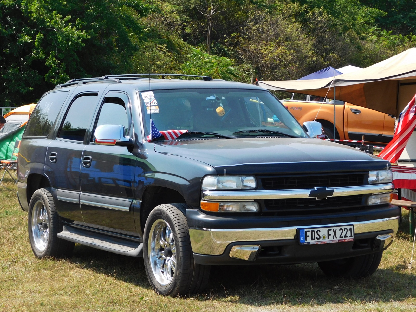 FDS FX 221, Chevrolet Tahoe 2nd gen (GMT820), 2000–2006