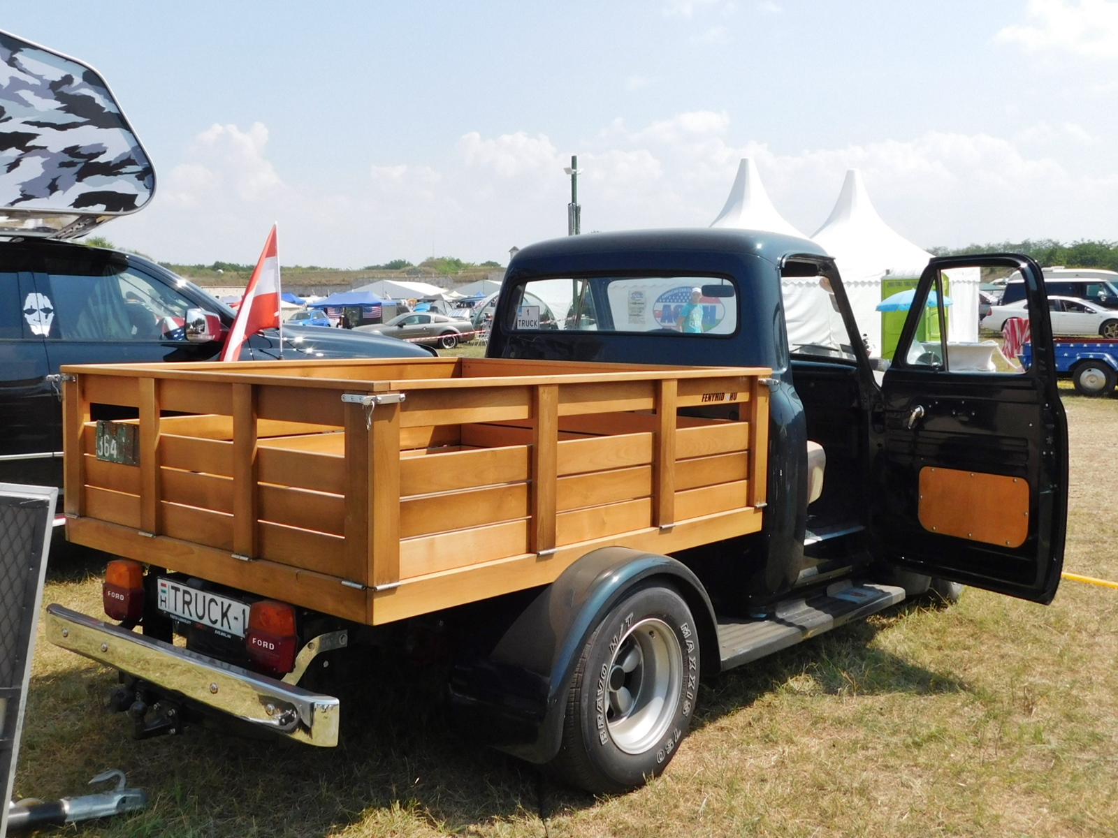 TRUCK-1, Ford F-100 2nd gen (Triple Economy) Pickup, 1952–1956