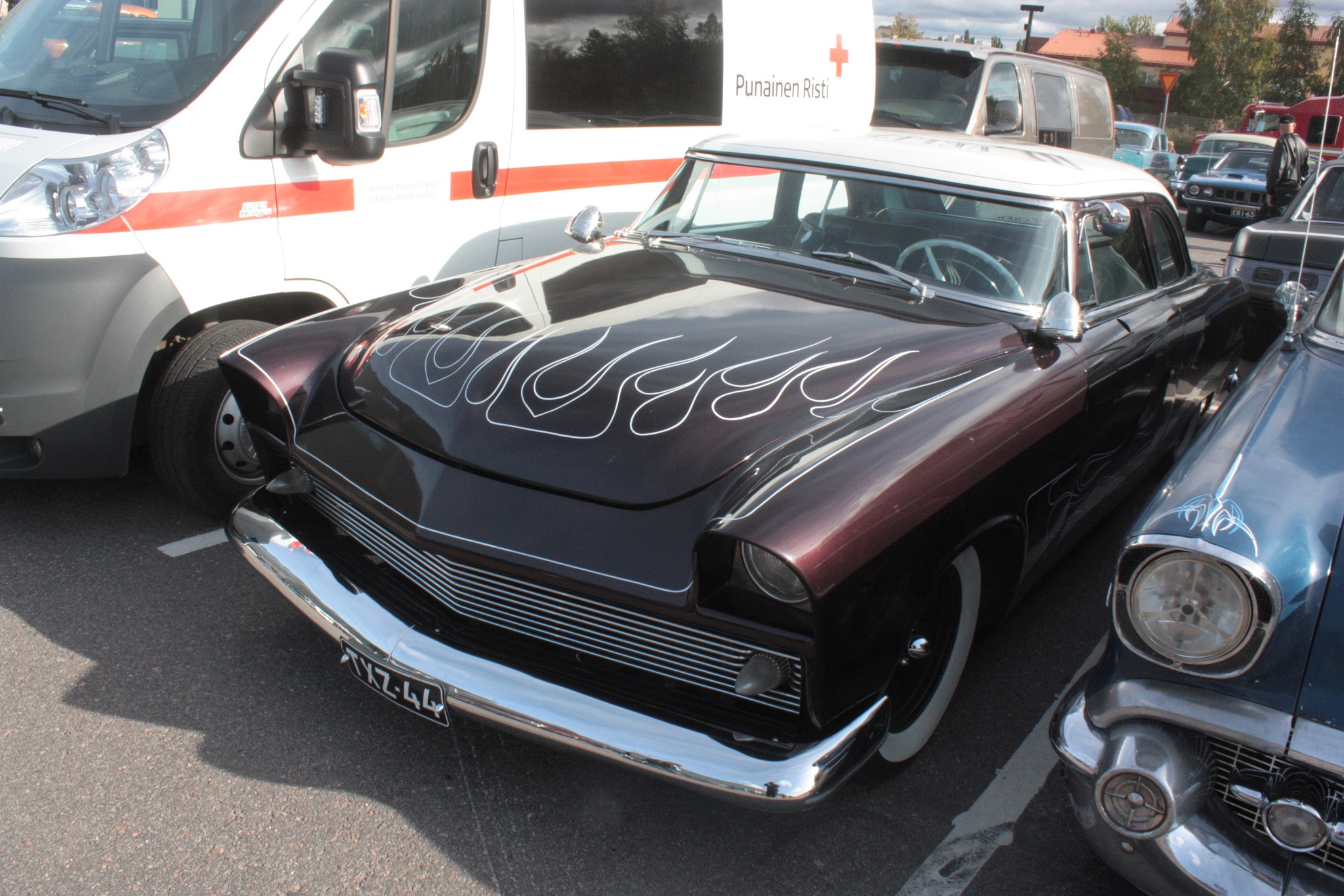 TXZ-44, DeSoto Diplomat 