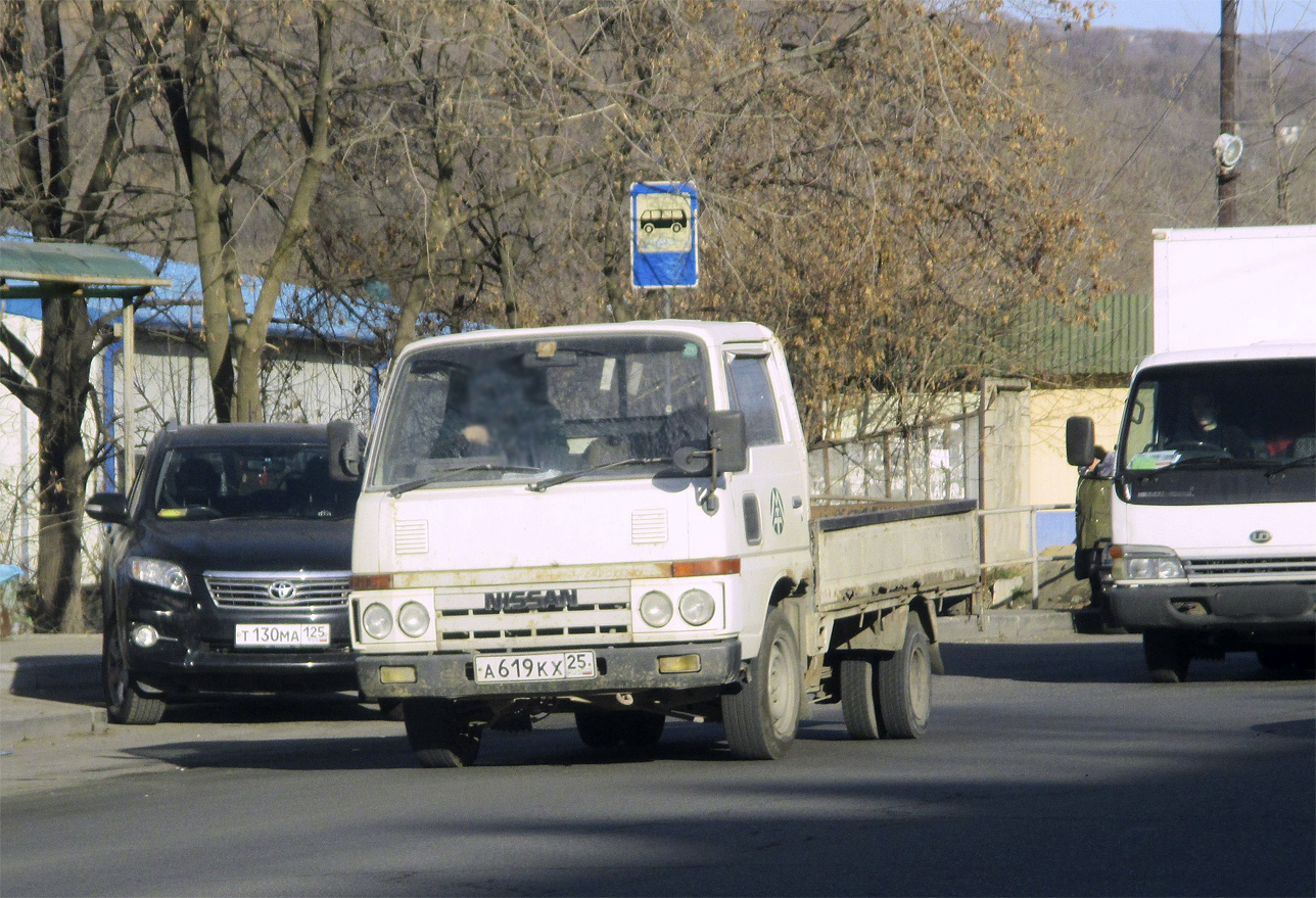 а 619 кх 25, Nissan Atlas 