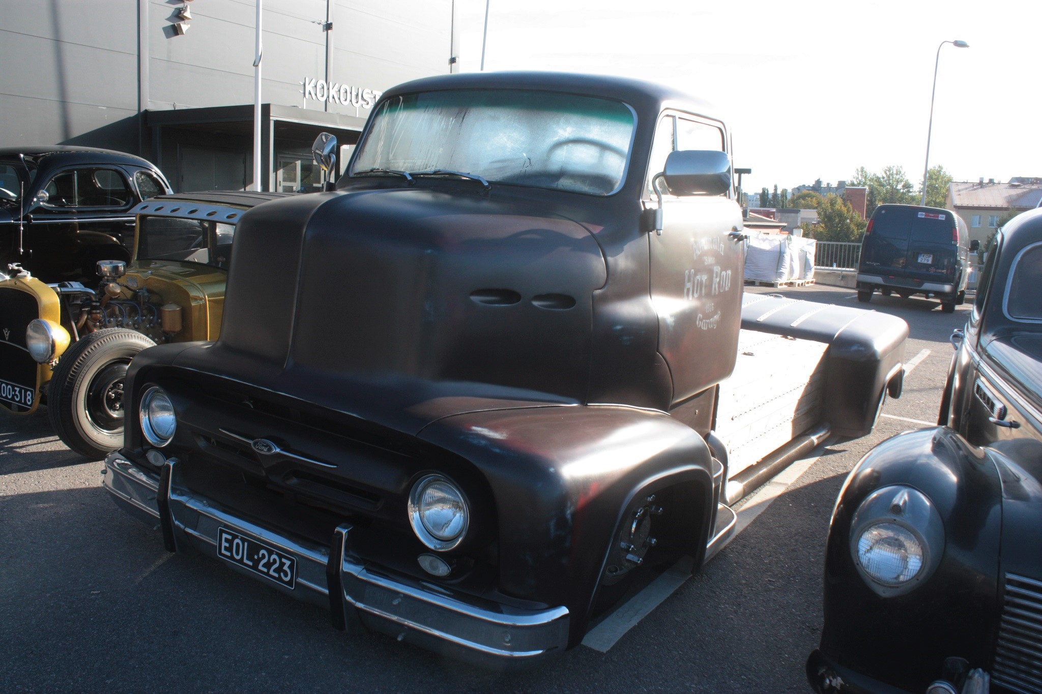 EOL-223, Ford COE 
