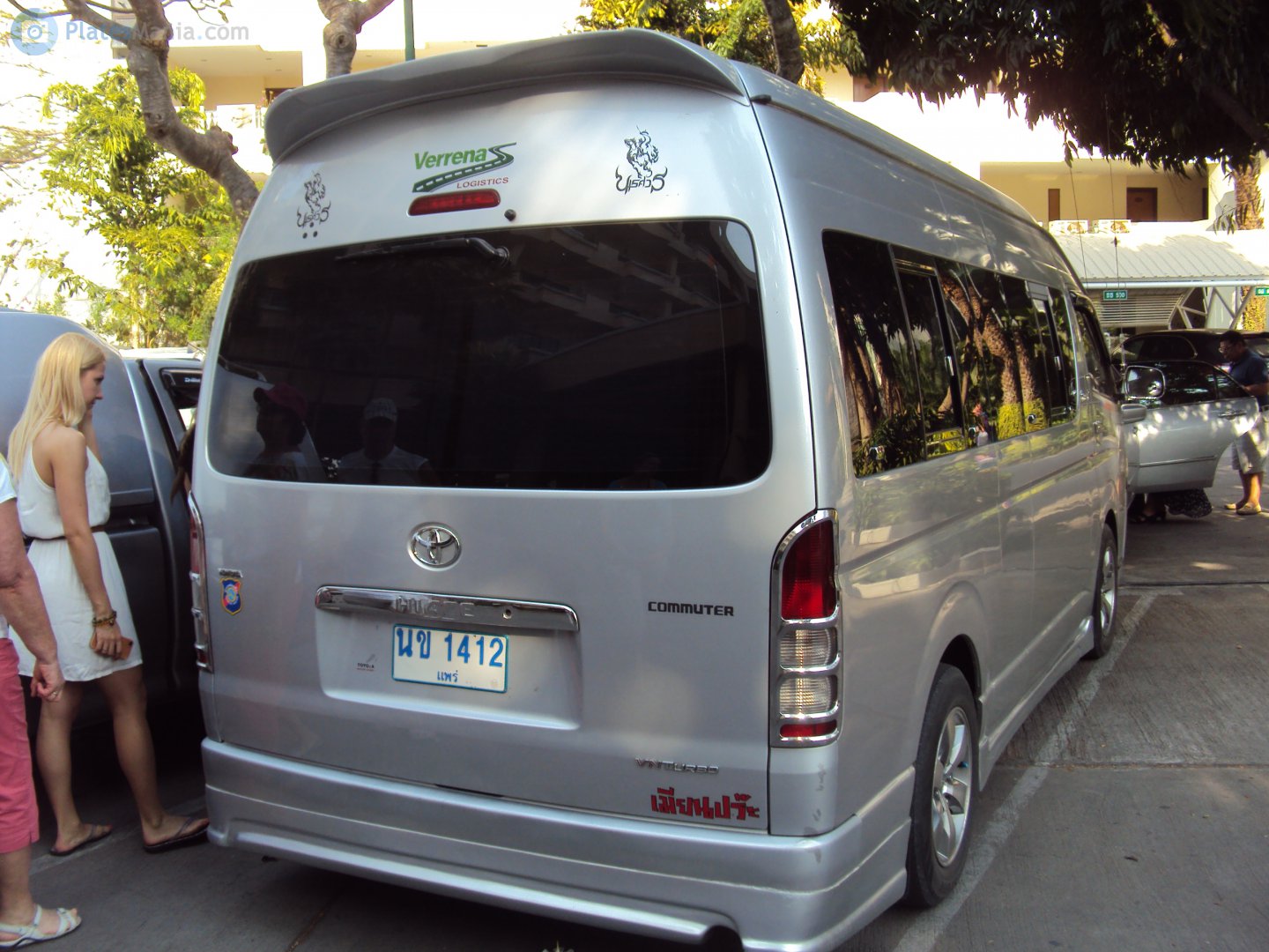 นข 1412, Toyota Commuter 1st gen (H200; TH-market), 2004–2019