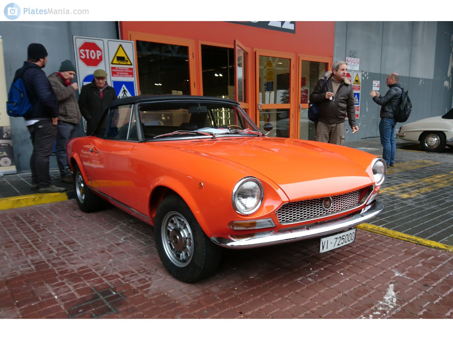 VI 725000, FIAT 124 1st gen Sport Spider, 1966–1978