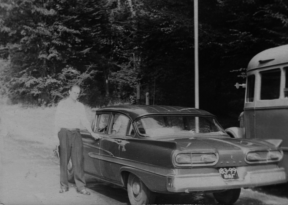 8399 ЮАГ, Ford Fairlane Americas: 2nd gen, 1957–1959