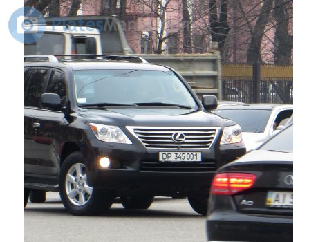 DP 345 001, Lexus LX