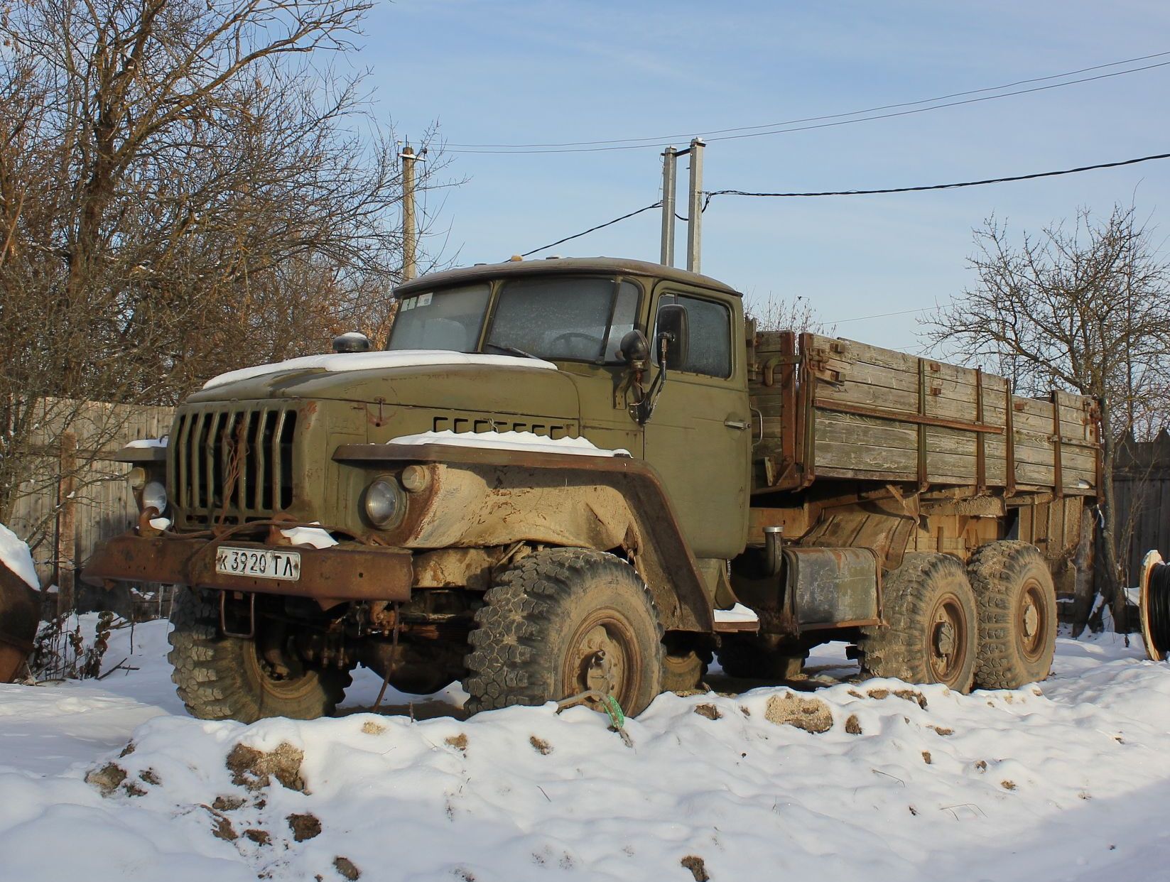 к 3920 ТЛ, Ural (UralAZ) 4320/5557 4320/5557 6×6, 1977–