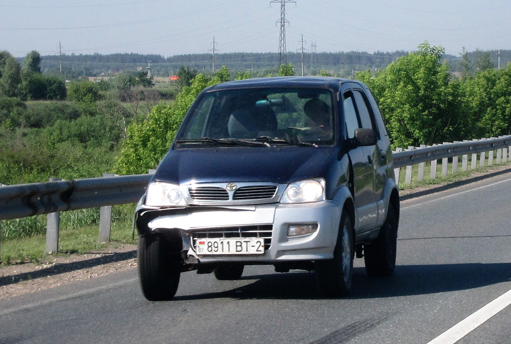 8911 BT-2, Perodua Kembara 1st gen (J100), 1998–2007