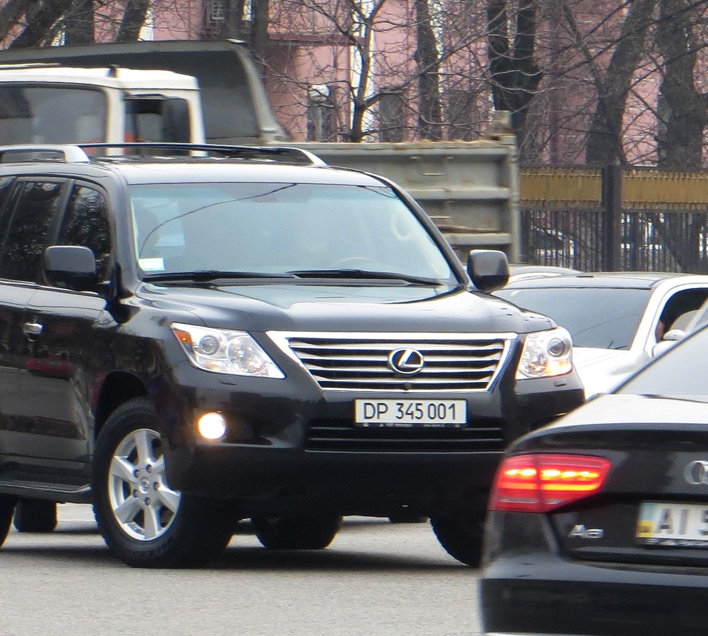 DP 345 001, Lexus LX 3rd gen (J200), 2007–2012