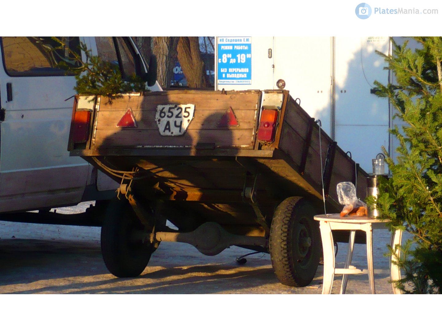 6525 АЧ, Trailers (1977) 