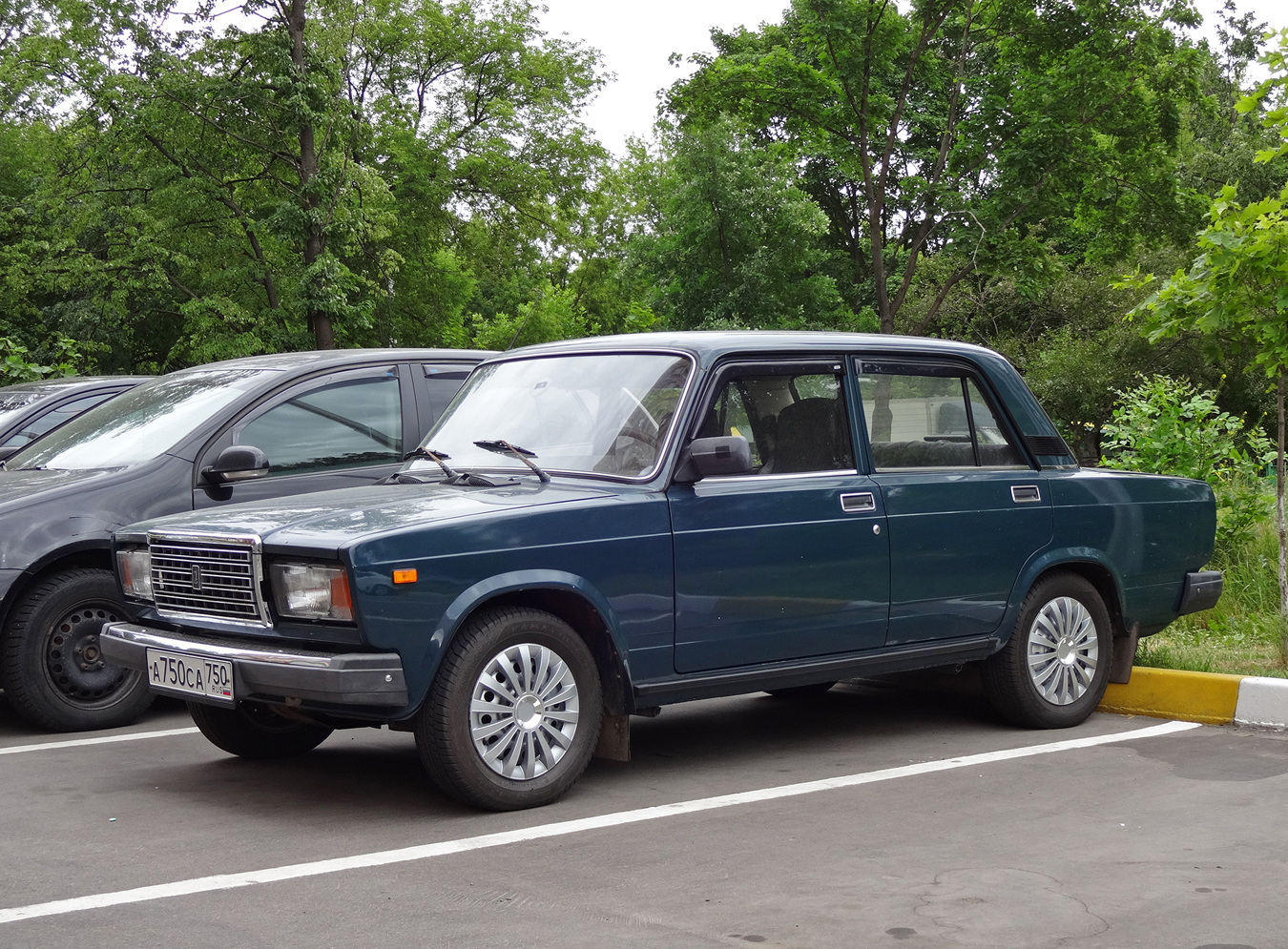 а 750 са 750, Lada (VAZ) 2107 Жигули (Nova / Riva / Signet / 1500), 1982–2014