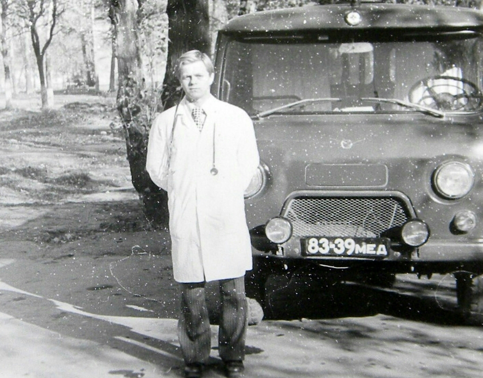 8339 МЕД, UAZ 452 452А/3962/3741 Glassed Van, 1965–