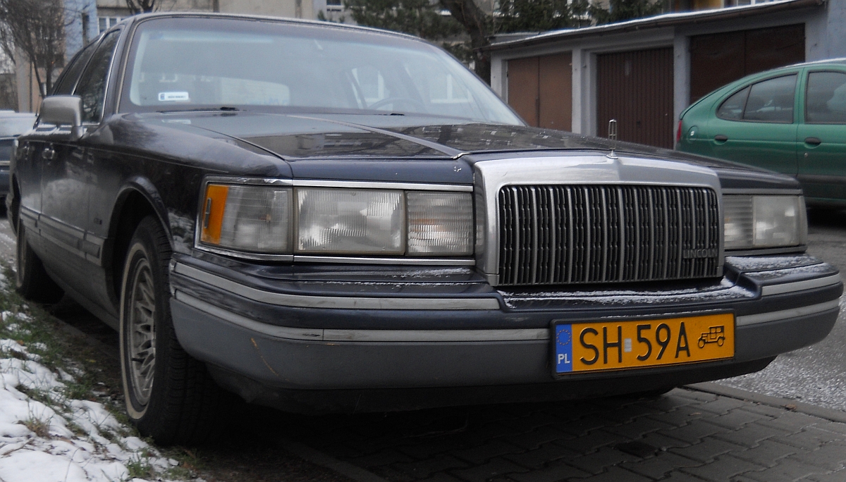 SH 59A, Lincoln Town Car 2nd gen (FN36/116), 1989–1997