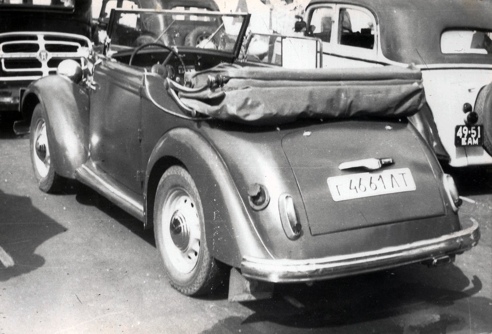 г 4661 ЛТ, Hillman Minx 