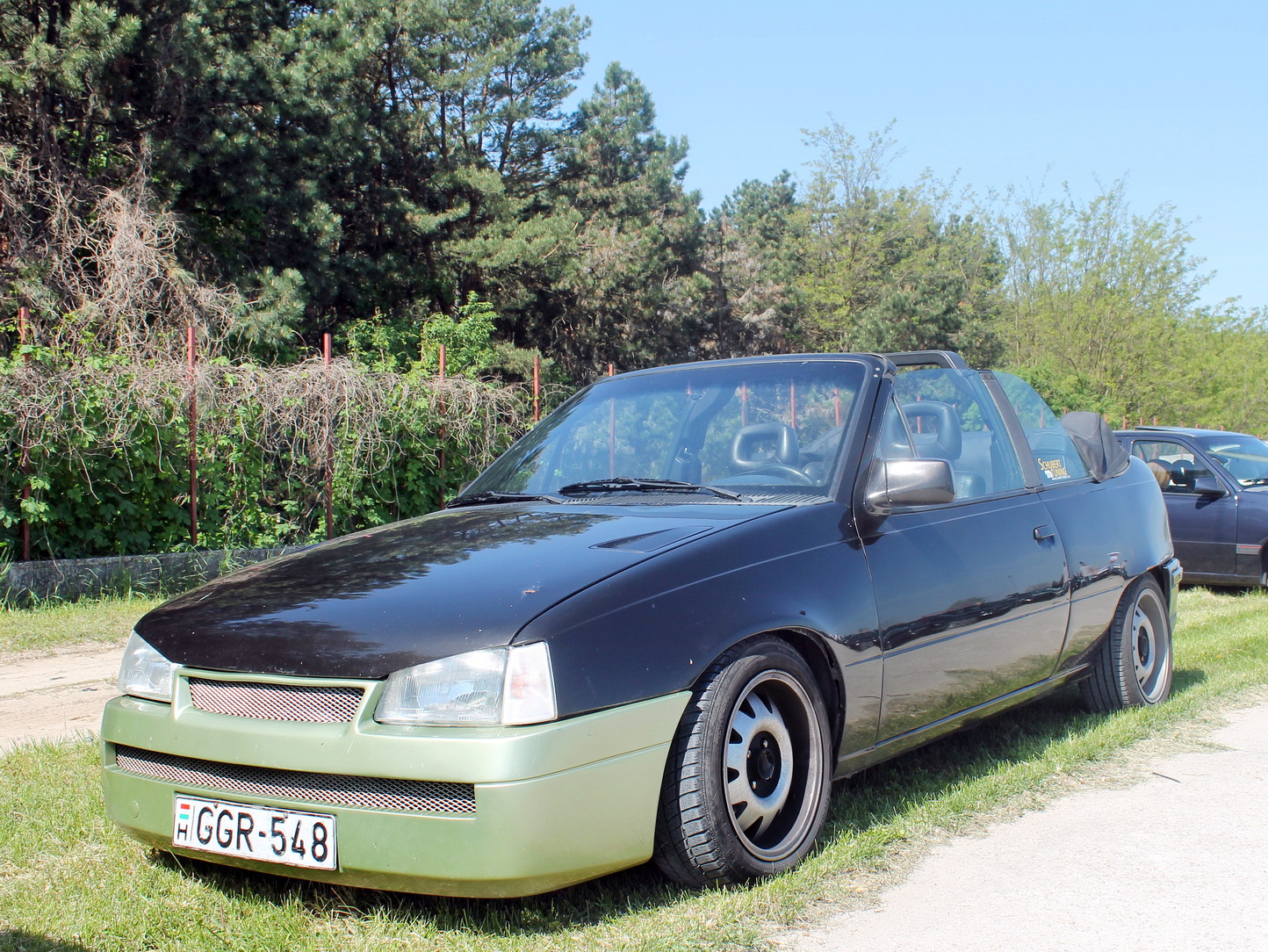 GGR-548, Opel Kadett 5th gen Cabrio (E; T85), 1986–1993