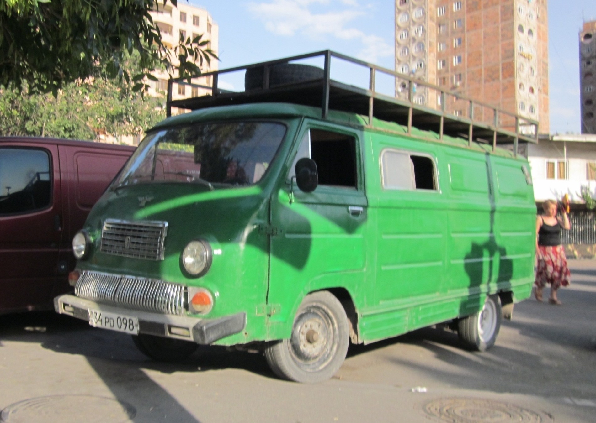 34 PD 098, YerAZ 762 