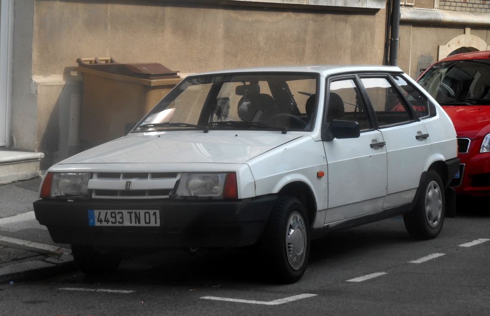 4493 TN 01, Lada (VAZ) 2109 2109 Спутник (Samara/Forma/Sputnik), 1987–2004 (–2011 for others)