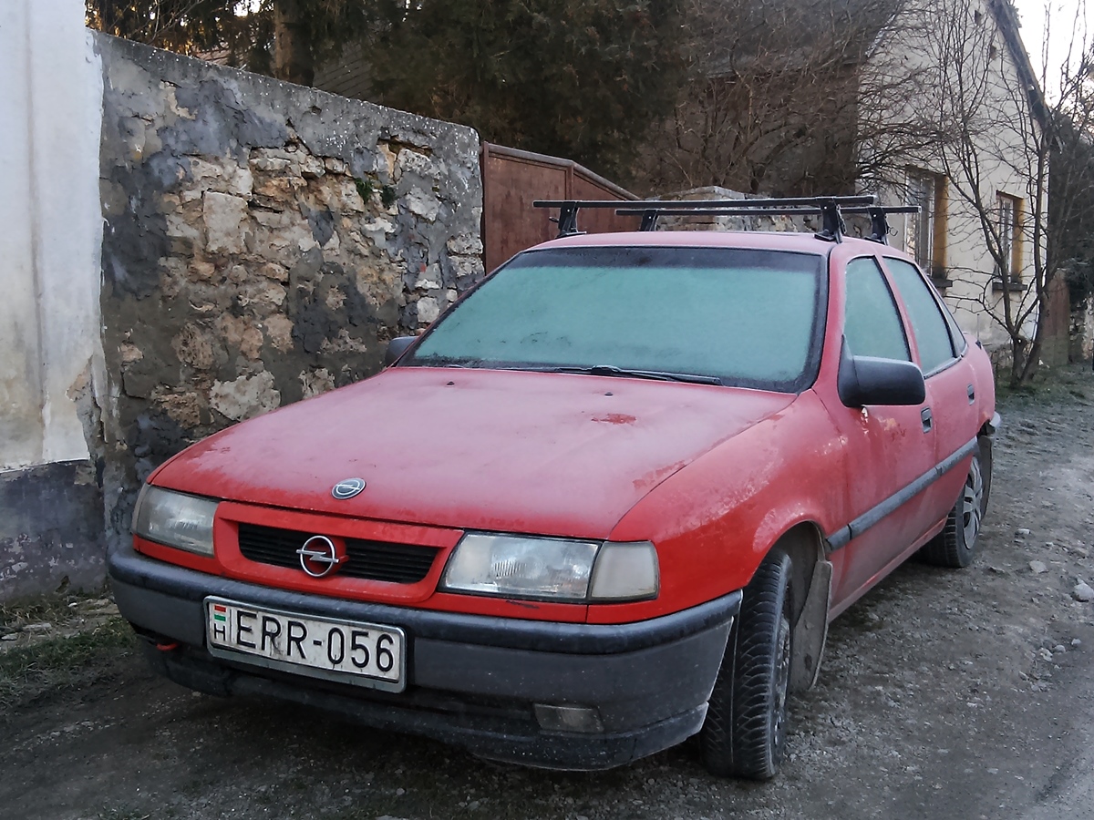 ERR-056, Opel Vectra 1st gen Sedan (A; J89), 1988–1995