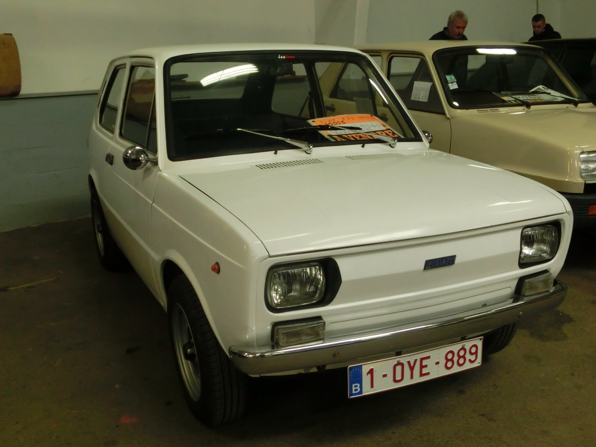 1-OYE-889, FIAT 133 