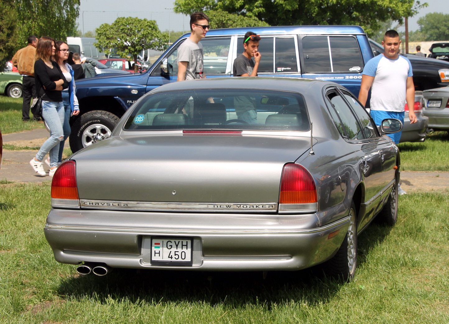 GYH-450, Chrysler New Yorker 14th gen, 1994–1997