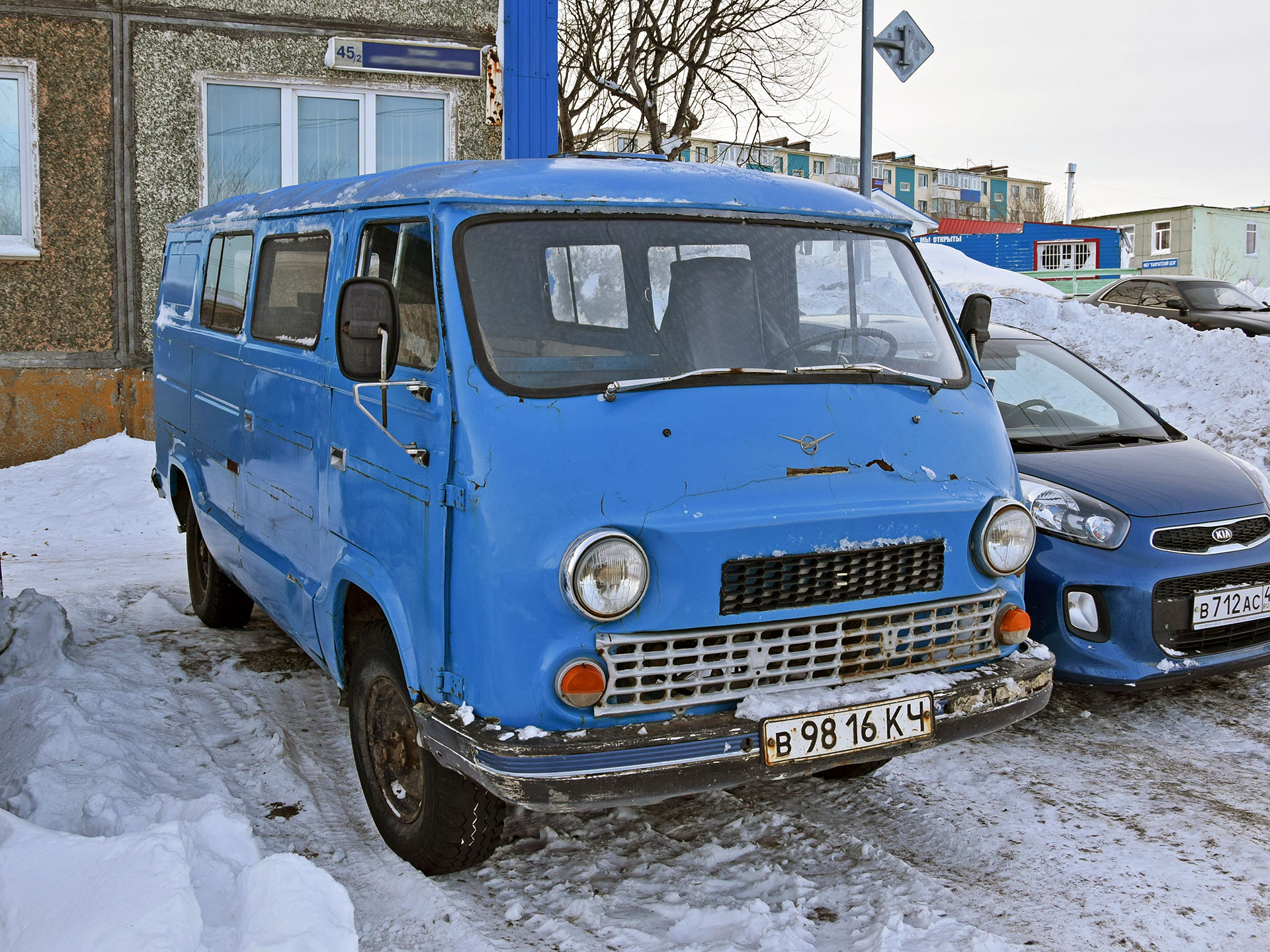 в 9816 КЧ, YerAZ 762 