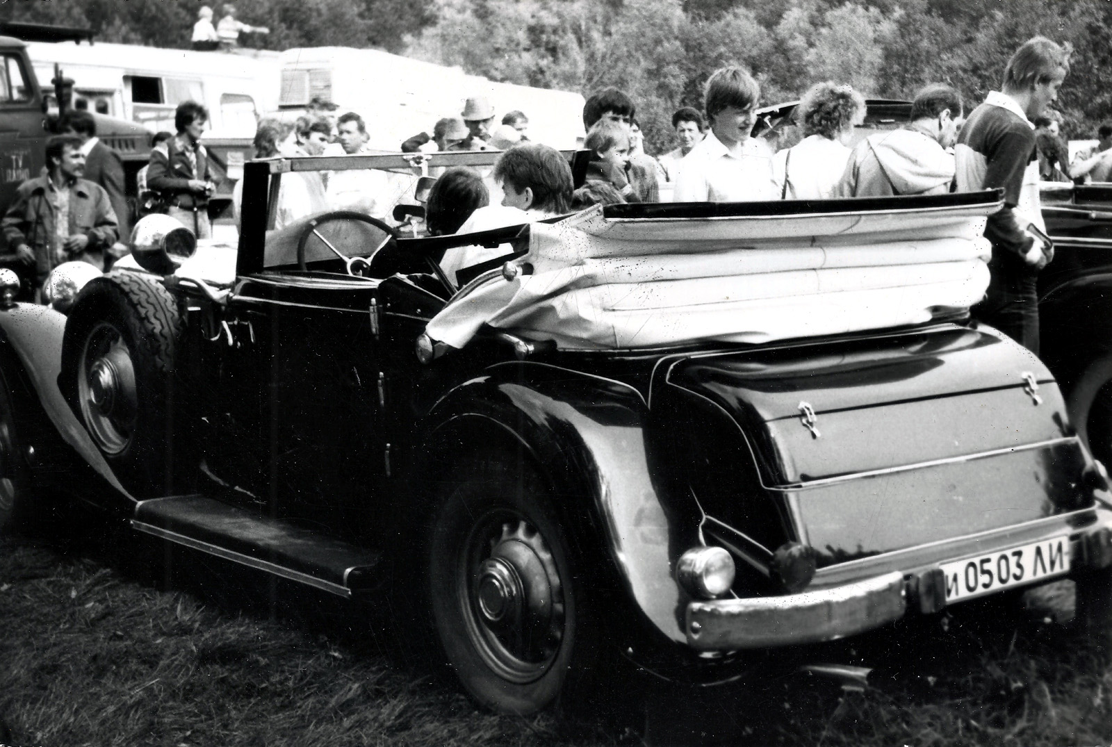 и 0503 ЛИ, Horch 780 