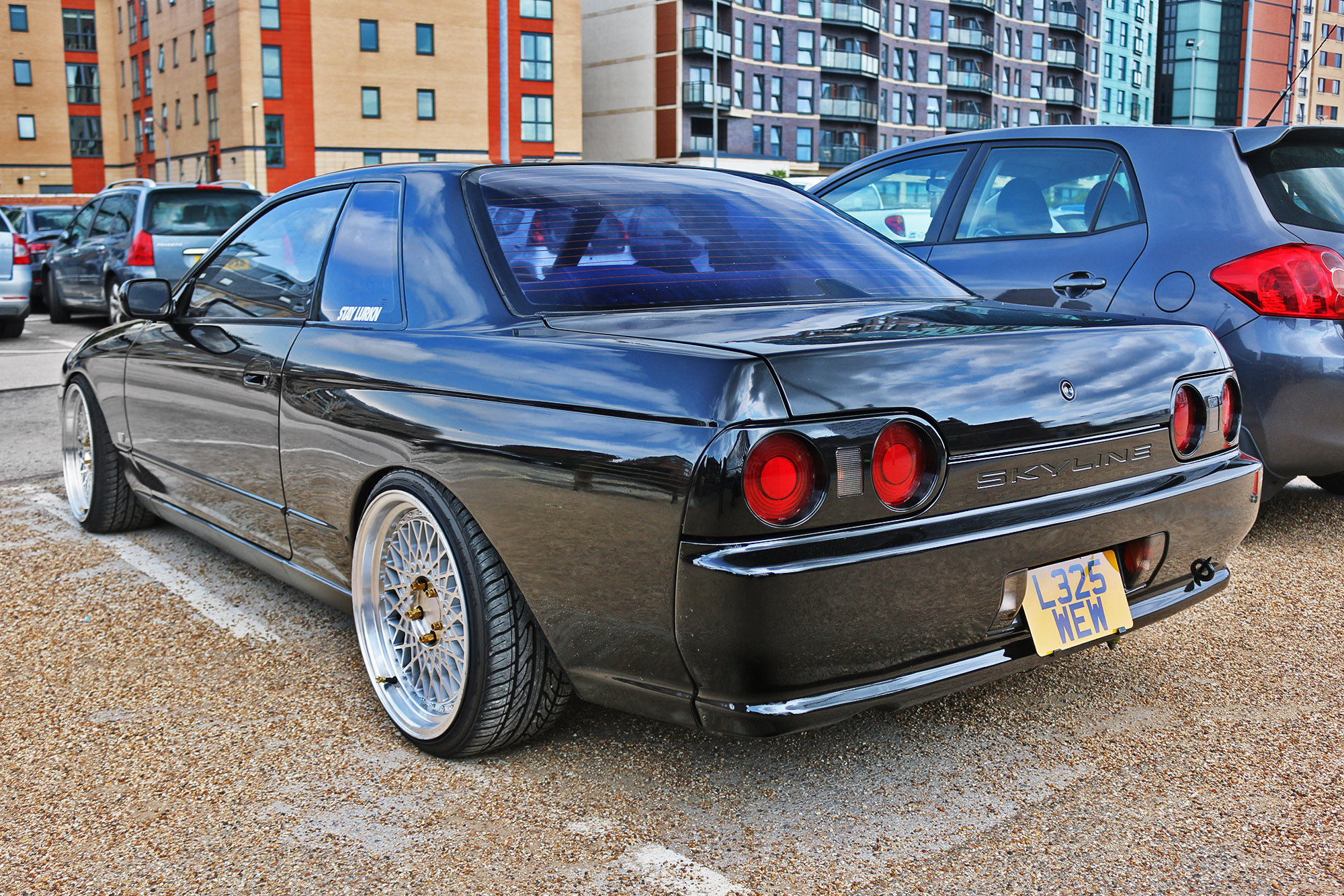 L325WEW, Nissan Skyline 8th gen Coupé (R32), 1989–1993