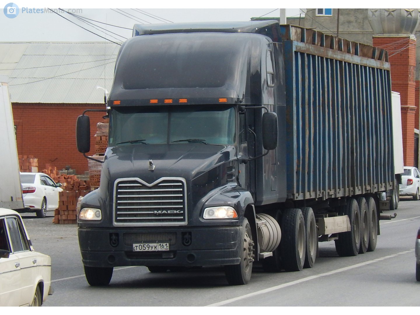 т 059 ук 161, Mack Pinnacle 1st gen CXU, 2005­–2018