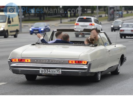 в034хн95, Pontiac Bonneville