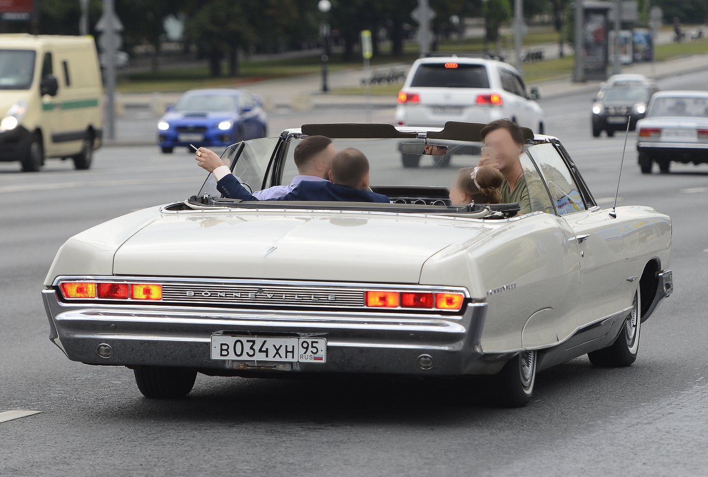 в 034 хн 95, Pontiac Bonneville 4th gen 1965 2-door Convertible (26267; B-body), 1964–1965