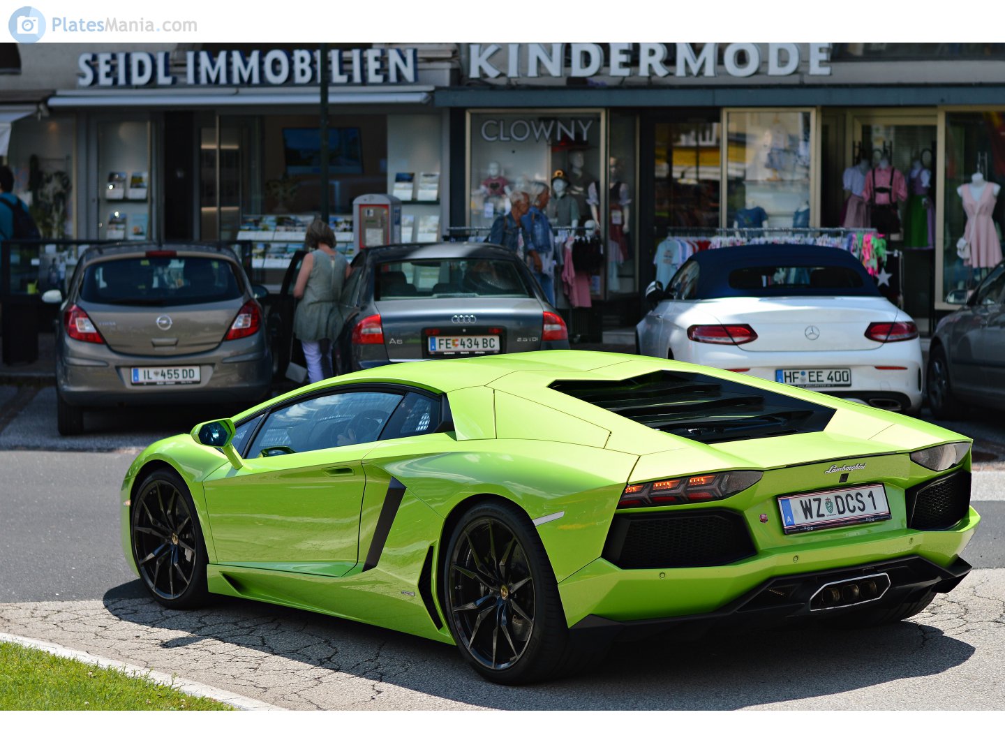 WZ DCS 1, Lamborghini Aventador LP700-4, 2011–2016