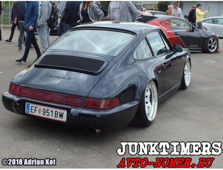 EF 951 BW, Porsche 911